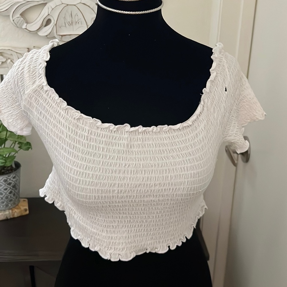 FREE. white crop top.